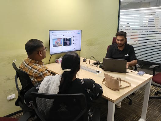 Face-to-face study abroad counselling session with upGrad expert